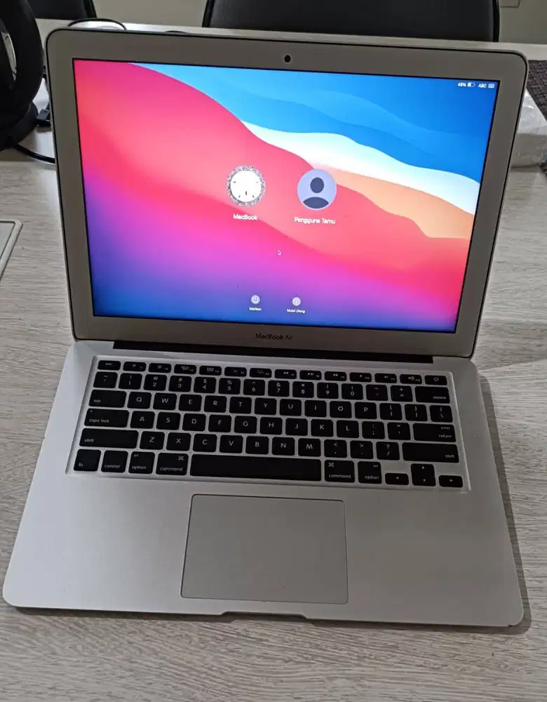 Butuh Uang MacBook Air