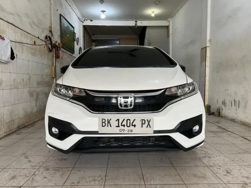 tdp 20 juta. honda jazz RS manual 2018
