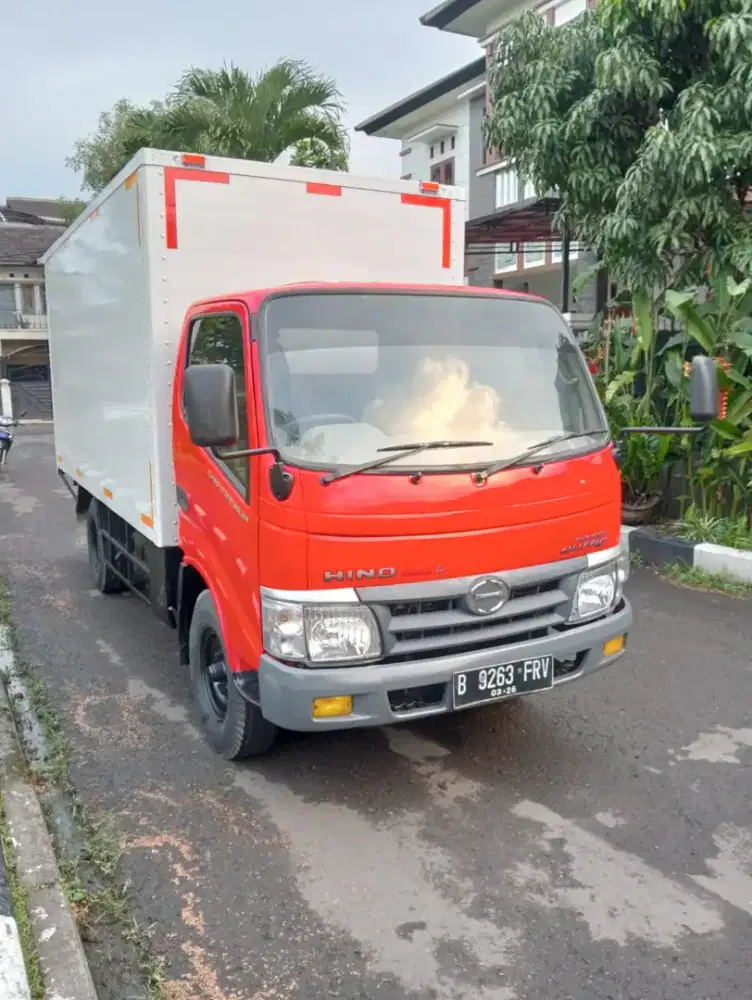 GESIT !  HINO DUTRO SDL 2011 ENGKEL LONG BOX