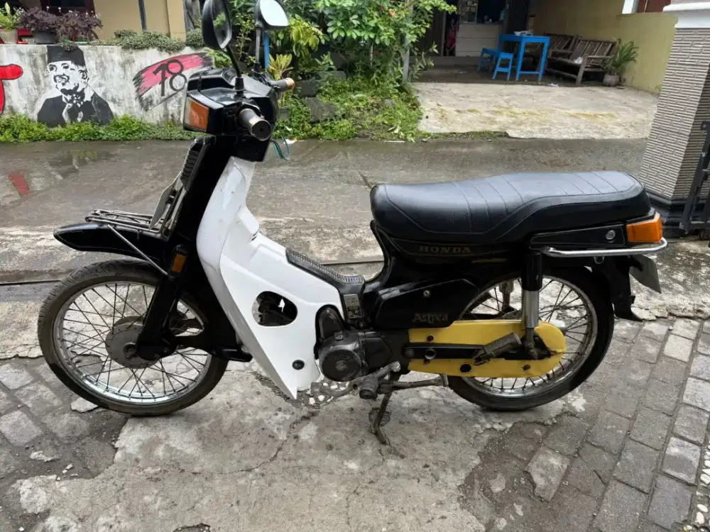 Astrea 800 THN 1985 plat AB sleman