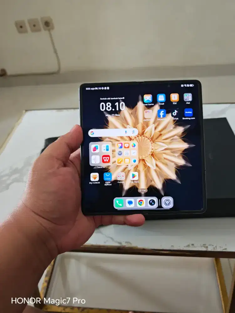 Honor Magic V2 fold beacukai