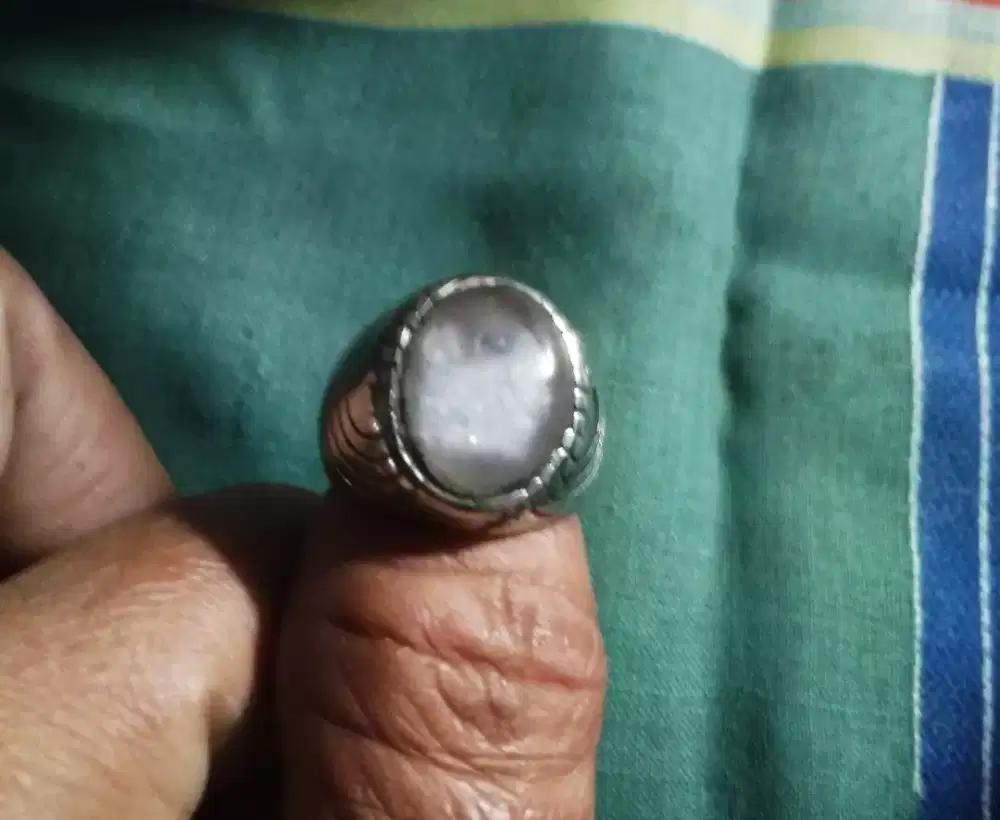 Mustika Ayam tarikan unik