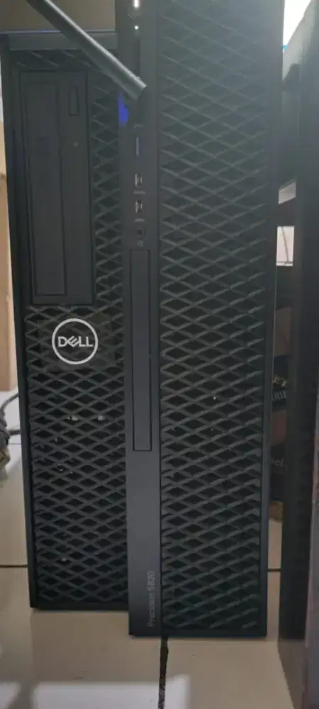 Dell Precision 5820