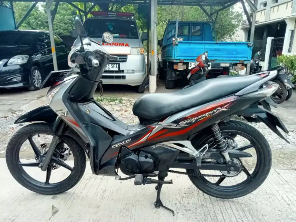 Supra x 125 2013 helm in pajak On dikcf lenteng bs TT Unit lain