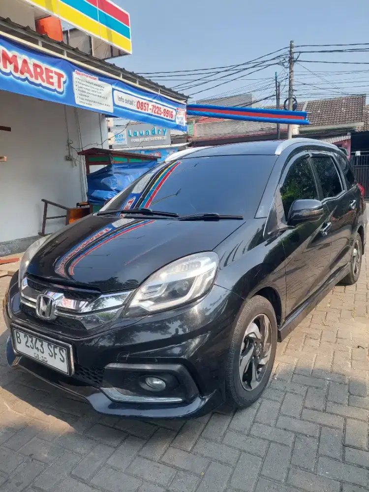 Honda Mobilio RS CVT 1.5 tahun 2015 matic