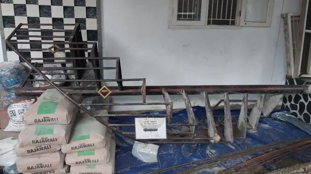 Jual tangga besi melingkar