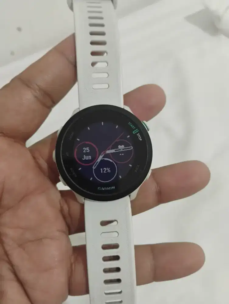 Dijual Jam tangan Garmin Forerunner 55 warna putih