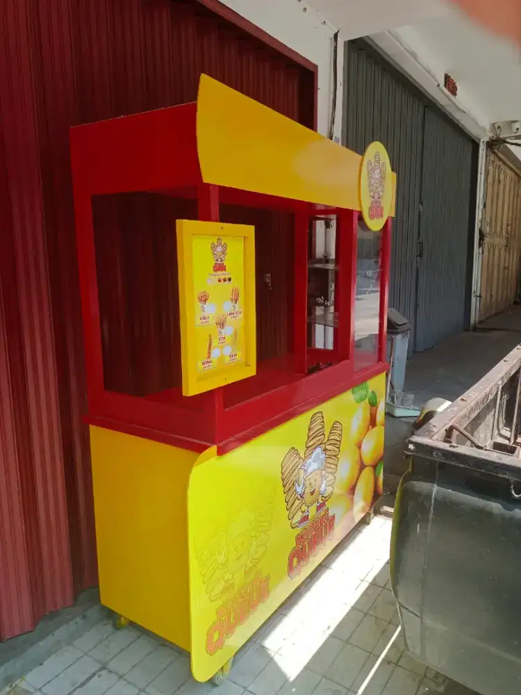 Dicari Karyawati/SPG FnB