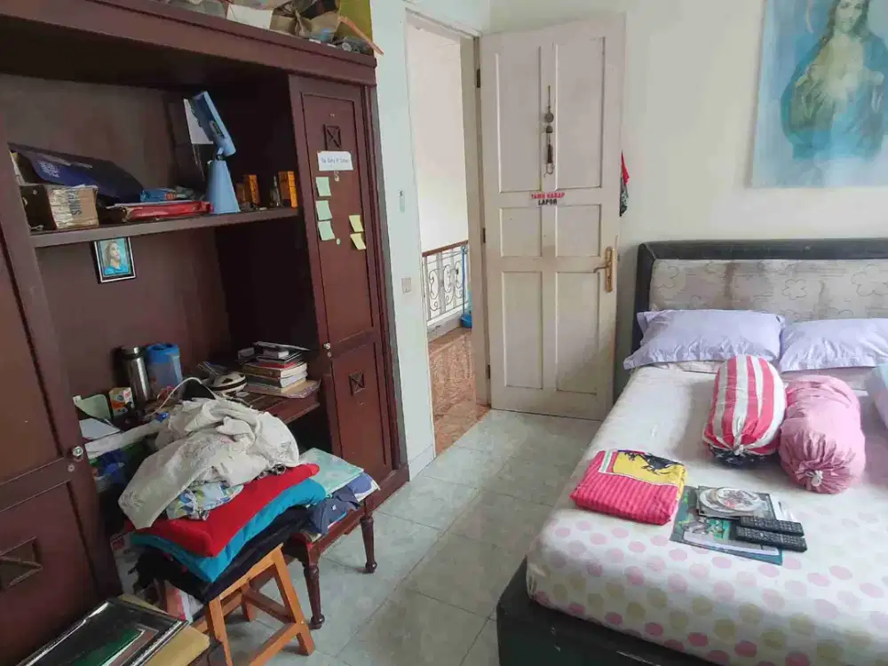 Dijual rumahdi legenda wisata cibubur harga dibawah pasaran