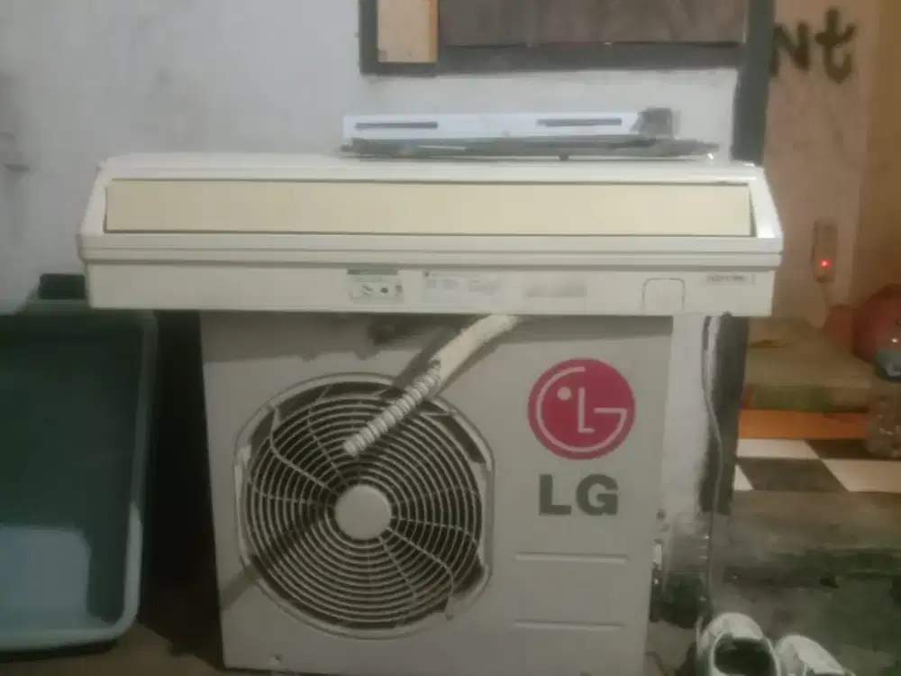 Terima ac bekas rusak