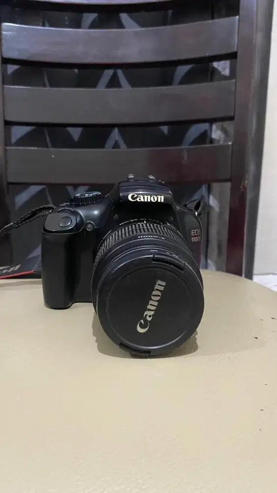 Kamera Canon 1100d
