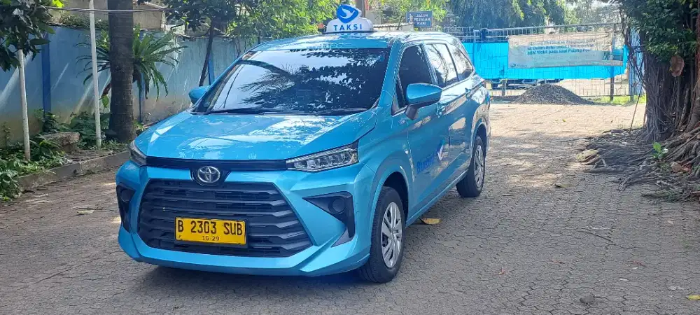 Di butuhkan driver taxi Bluebird Cimanggis