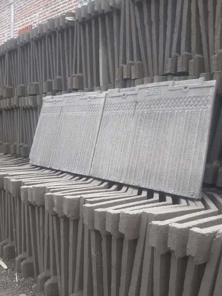 Genteng Cor/Beton Flat Merk Star