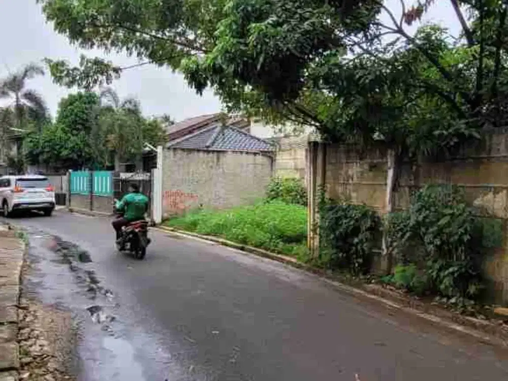 Tanah Luas 807 m² di dekat cluster Althia Graha Raya Bintaro