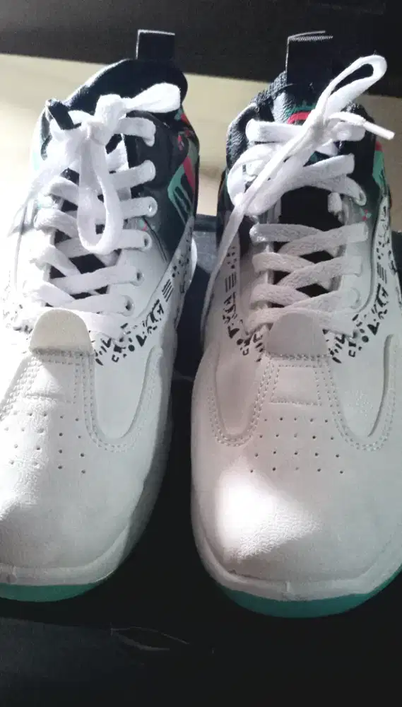 Sepatu Basket Lokal Model Under Armour