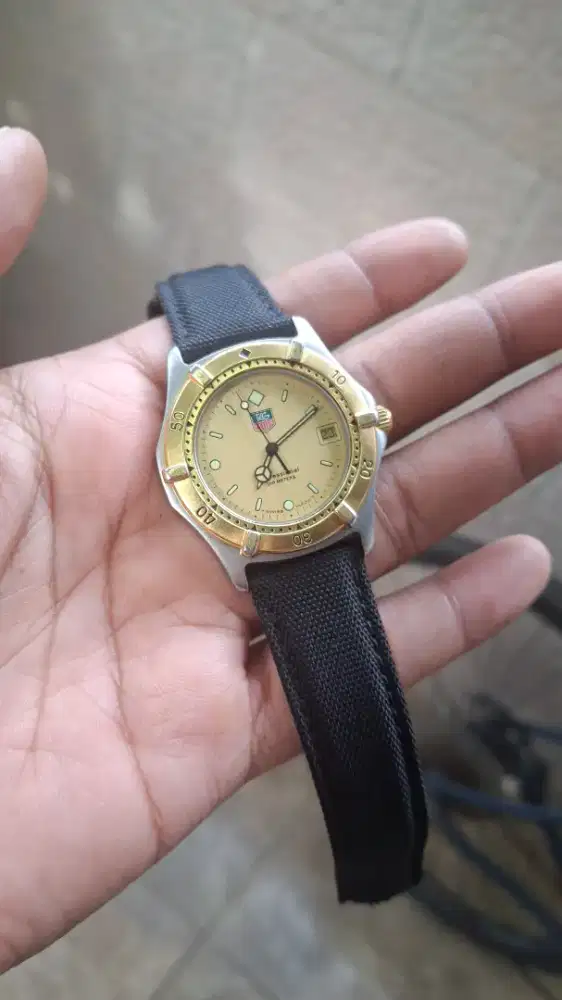 Jam tangan Tag heuer profesional 200 m original