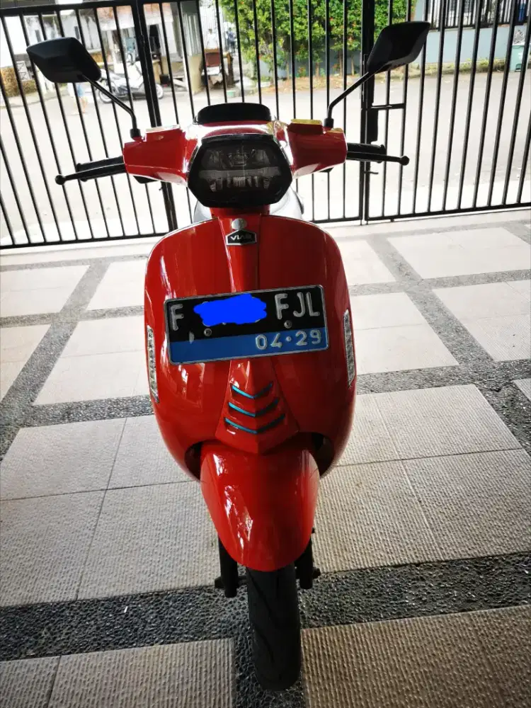 Dijual Motor listrik Viar EV1 2024 like new