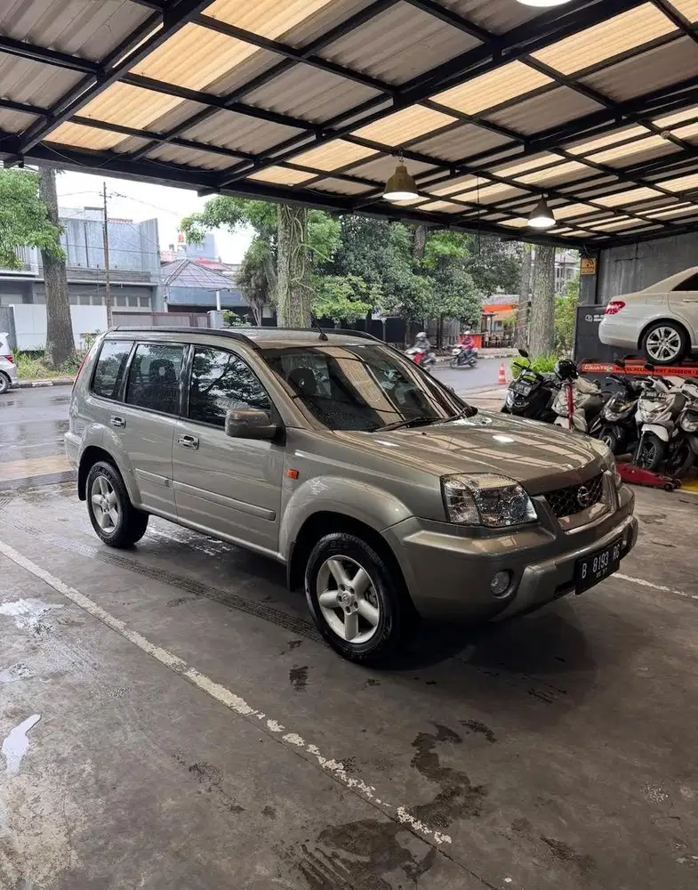 NISSAN XTRAIL KILOMETER RENDAH MINT CONDITION