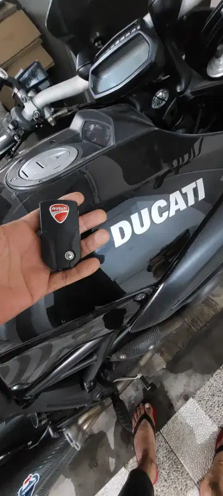 Ducati diavel 2013 lengkap surat