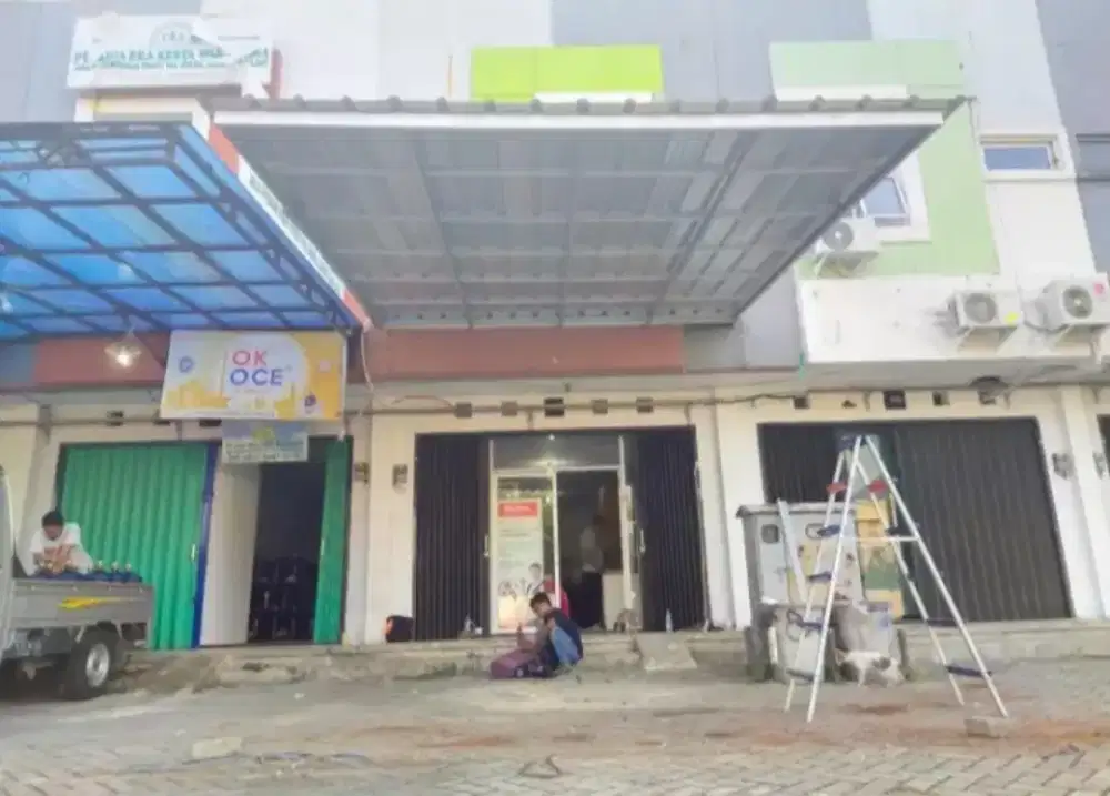 Pasang kanopi gantung ruko