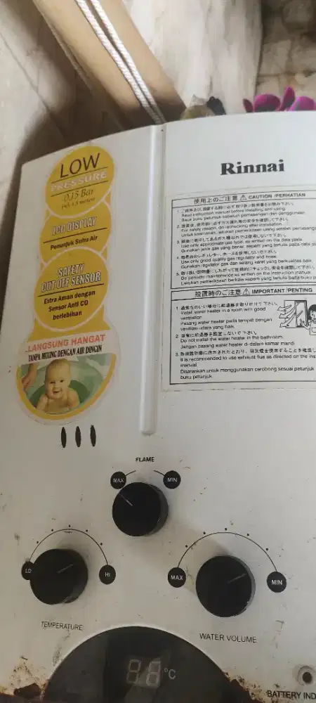 Water heater kamar mandi