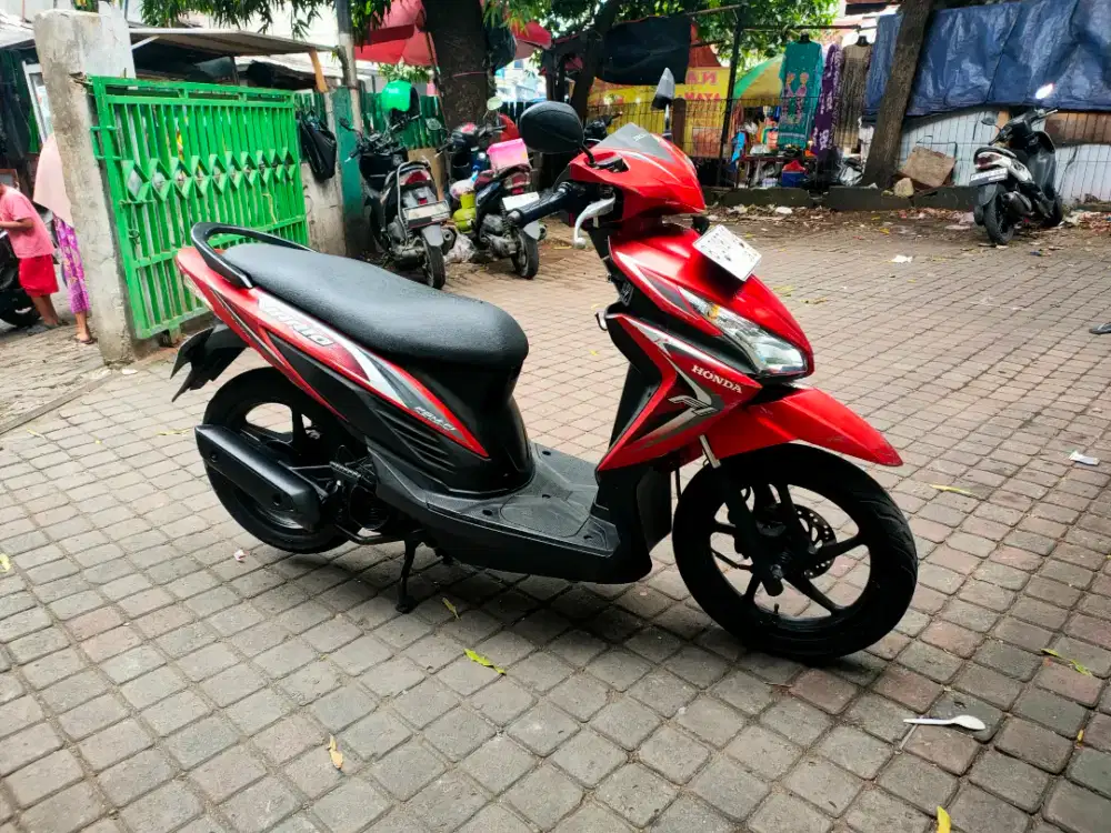 Honda Vario LED 110cc Agnes PGM-FI Tahun 2014