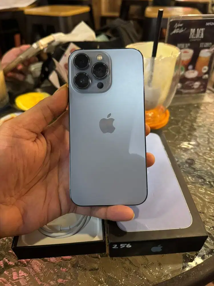 Iphone 13 pro 256gb inter sinyal aman