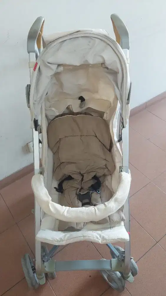 Stroller elle bekas