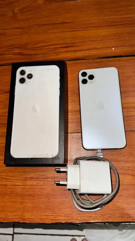 iphone 11 ProMax 512GB silver