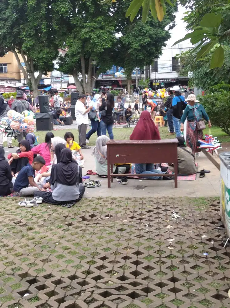 Nyari kerja cowok gaji 70rb juga gpp