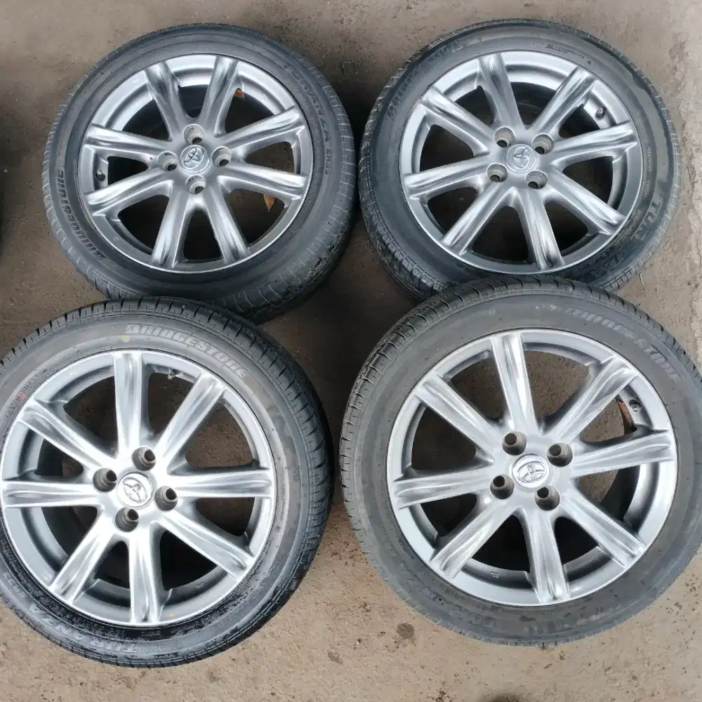 Velg original Toyota Yaris ring 16 pcd 4x100 ban 195/50 R16 4pcs