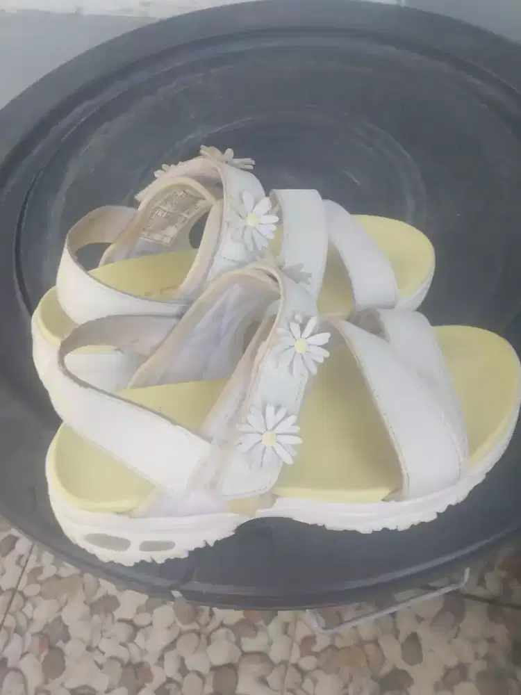 wedges skechers original uk 33,5 like new@ ciampea bogor