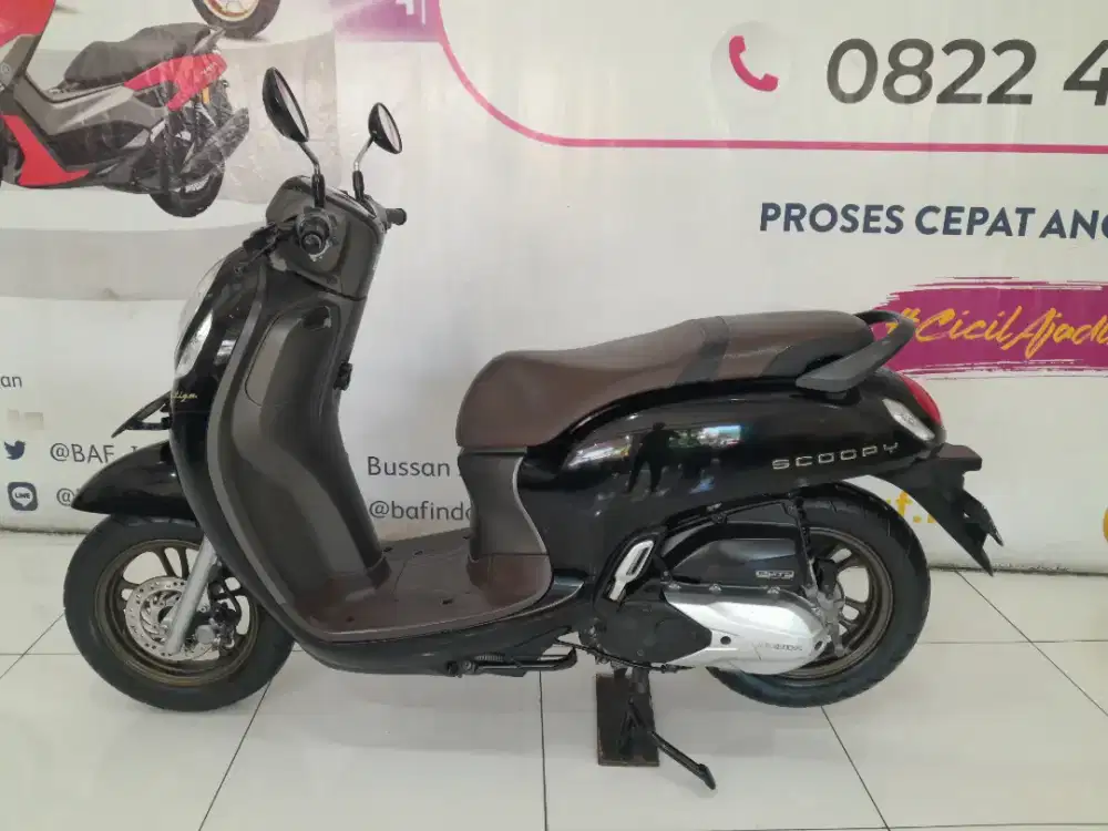 HONDA SCOOPY REMOT 2022 HITAM