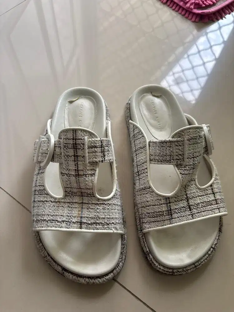 Sandal Charles&Keith Original