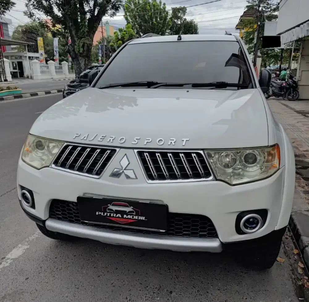 Mitsubishi Pajero Sport 2.5 Diesel Solar Exceed 4x4 4WD A/T 2009 Putih