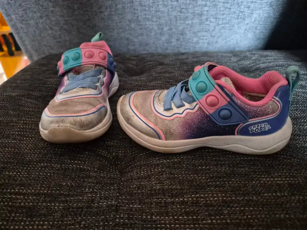 Sepatu Skechers Anak Uk 24