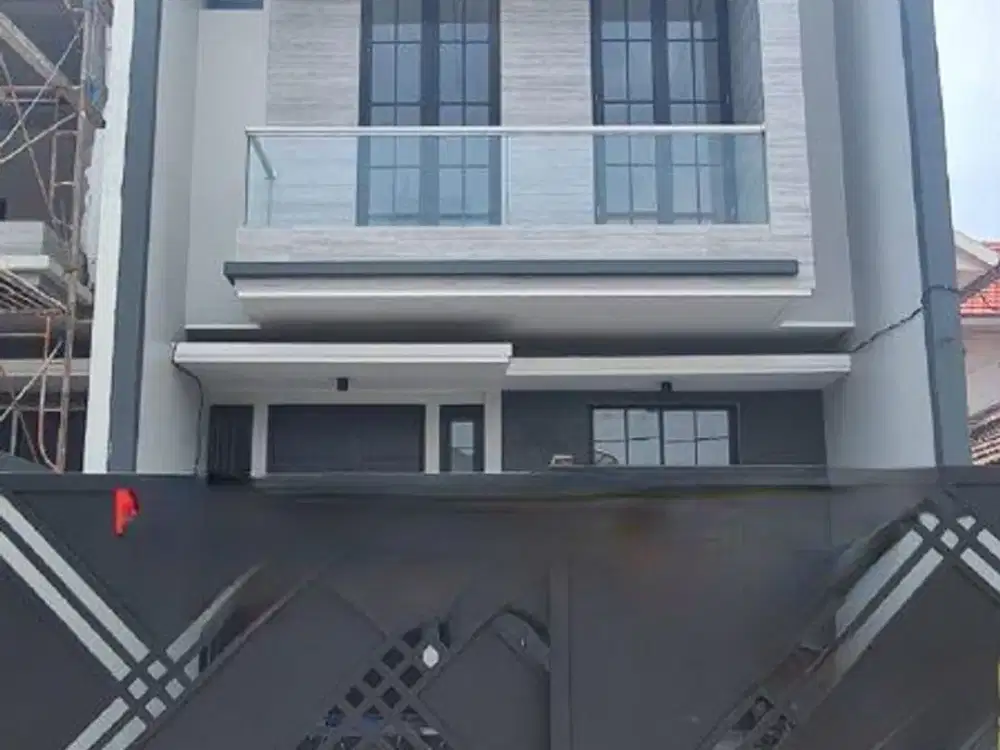 *Manyar Kertoadi  ⚬ *Ready Nov '25* ⚬ *Row 3,5mbl*