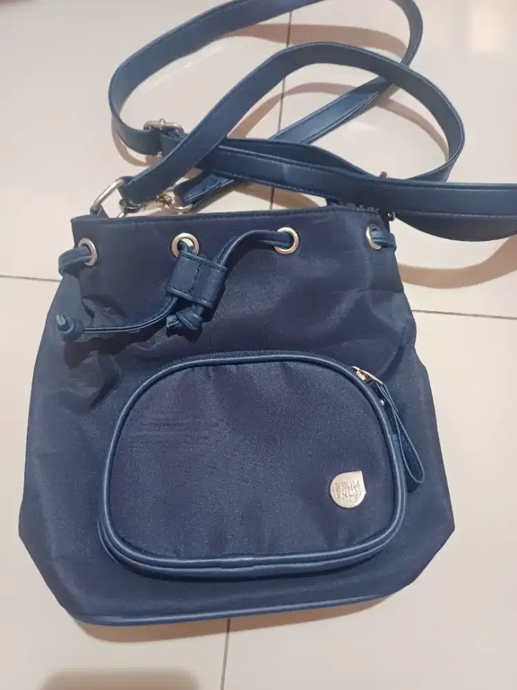 Tas second merek BRUN