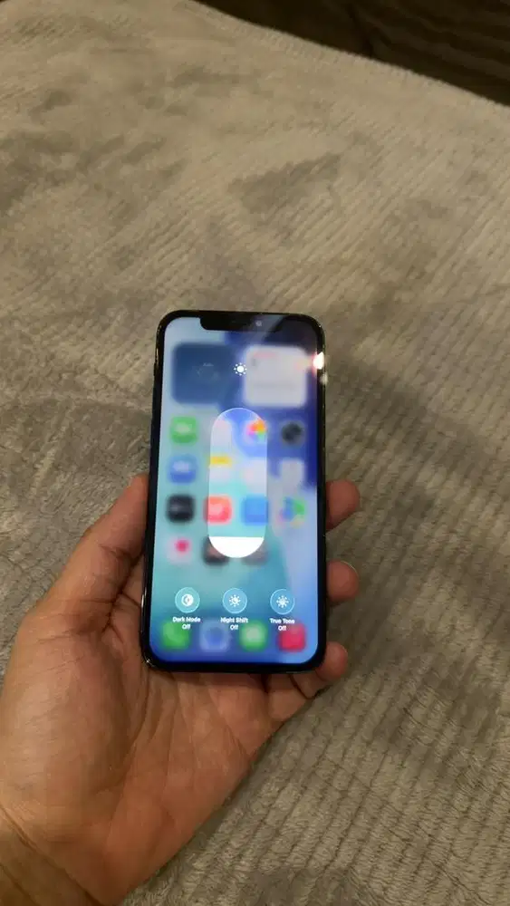 Dijual Iphone 12 Pro 128GB Blue Terdaftar Hp charger