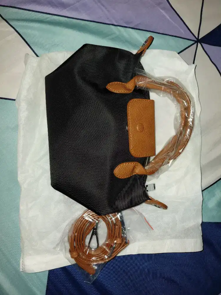 Tas selempang wanita