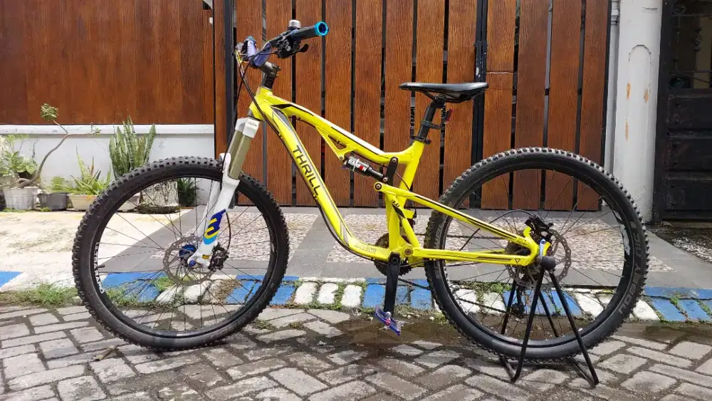 Dijual MTB Thrill Ricochet 3.0  27,5