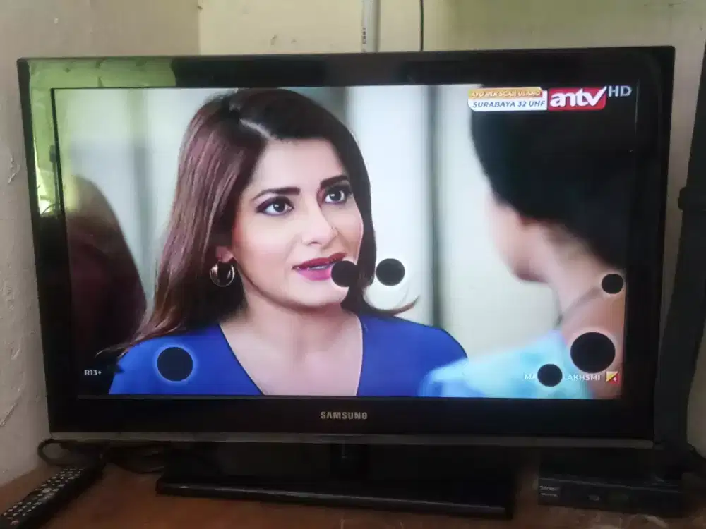 TV SamSung LCD 32 in minus tompel