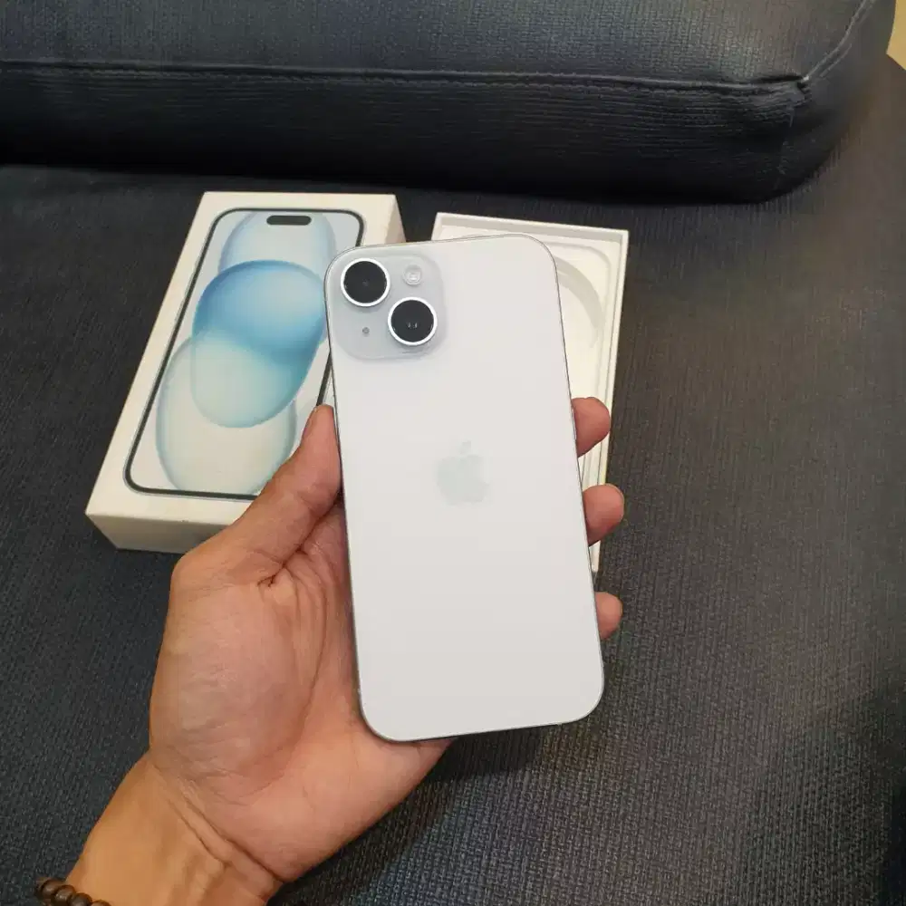 Iphone 15 128 on september ibox garansi resmi