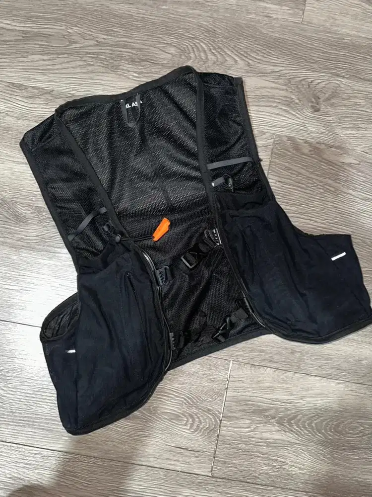 Running Vest Uttara 3 Liter