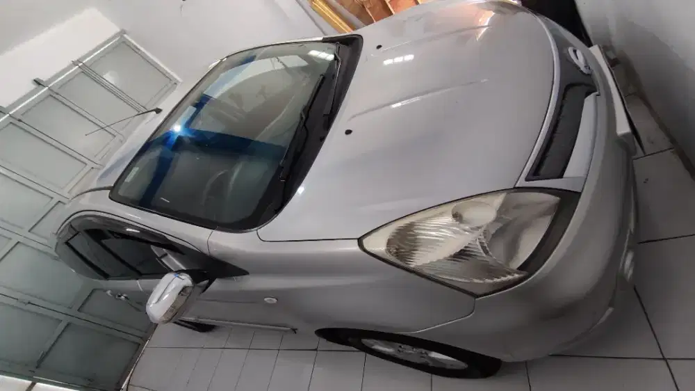 Dijual Mobil Grand Livina SV 2012