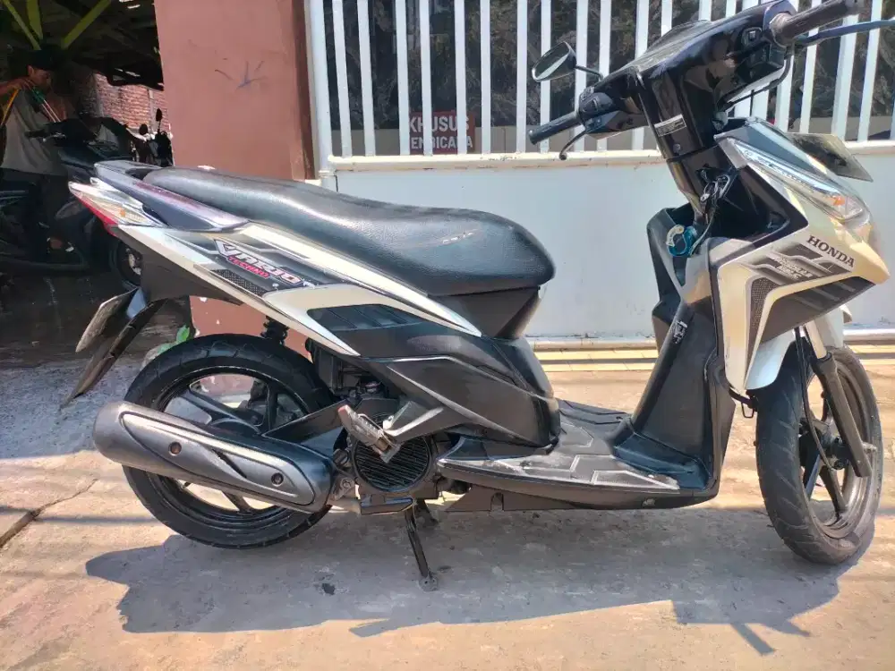 Honda Vario 110 tekno 2011 tgn 1 ors mesin hls PJK  baru mesin hls lkp