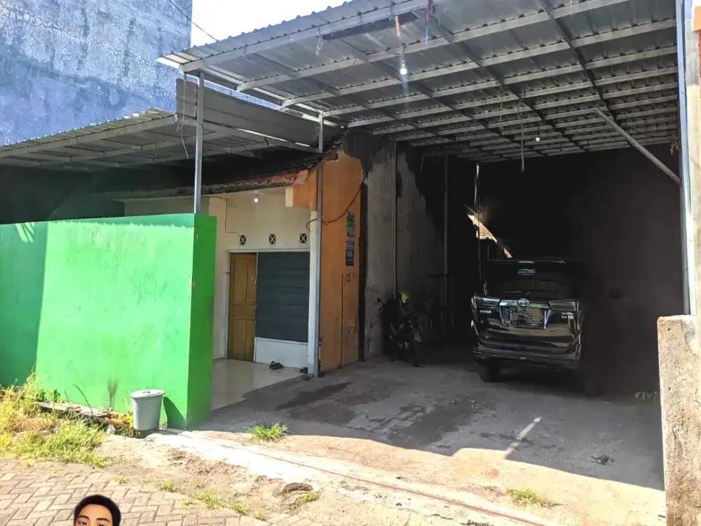 DIJUAL RUMAH CANTIK LUAS DEKAT KOTA