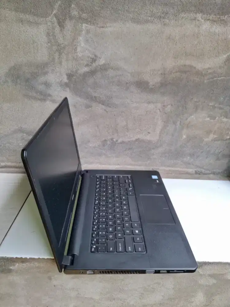 Dijual DELL INSPIRON 3459 - CORE I5 Skylake - mulus siap pakai