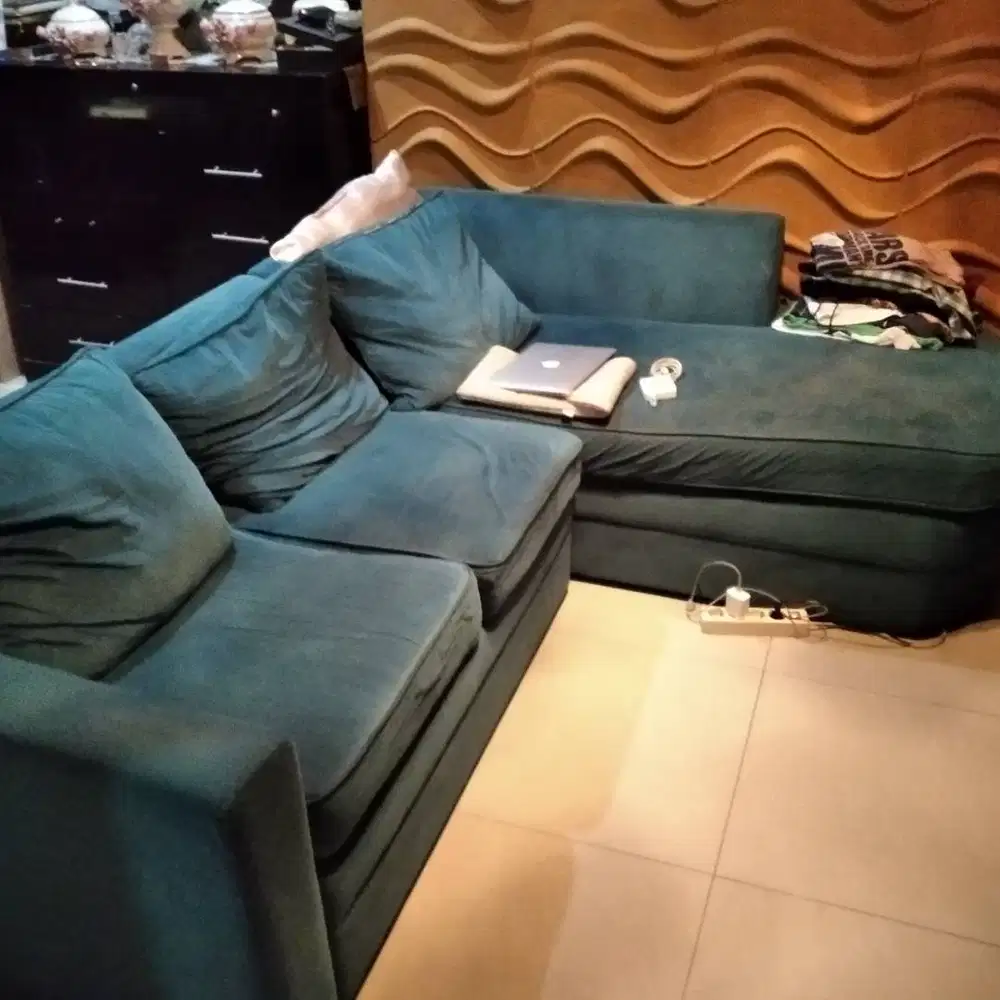 Sofa Antik Besar