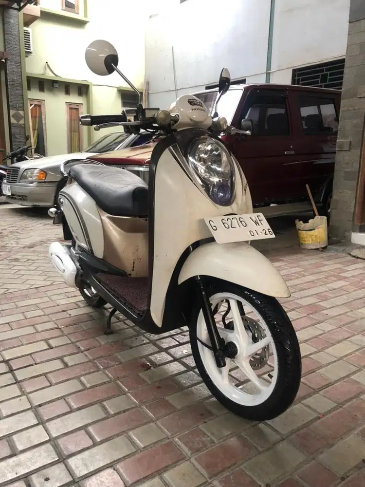 Honda Scoopy 2011